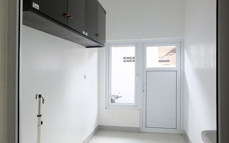 03 Isolation Room (Parvo Ward)